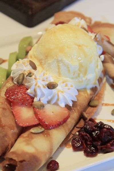 蔬食餐廳、午茶、花間蜜蔬食餐廳、國父紀念館、捷運周邊美食、下午茶、松菸、下午茶、蔬食、套餐、花間蜜、忠孝東路、輕食