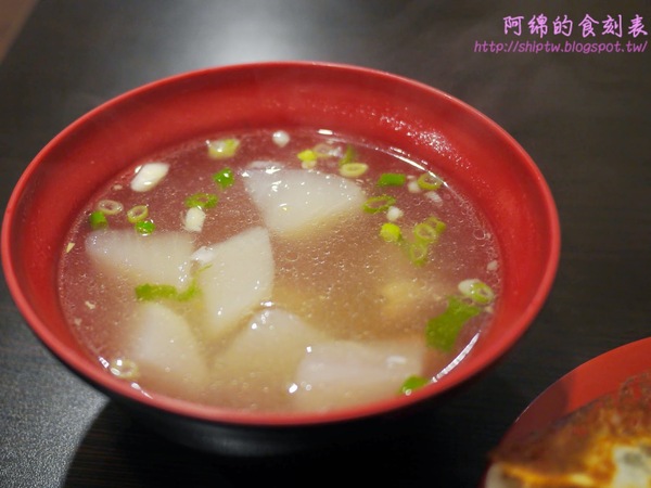 宇都宮餃子：桃園市桃園區 [宇都宮餃子] 爆紅!!日式九層塔豚燒餃子