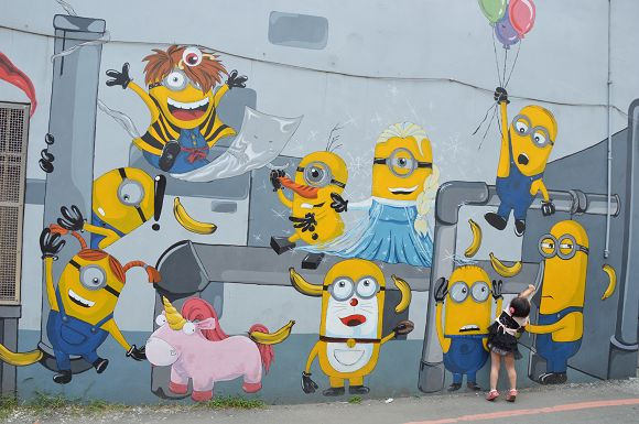 小小兵彩繪牆07