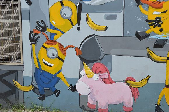 小小兵彩繪牆09