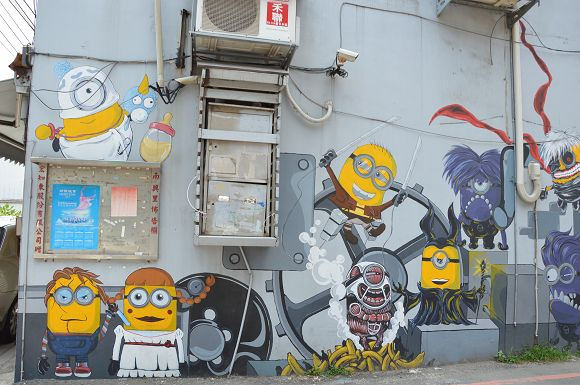 小小兵彩繪牆03