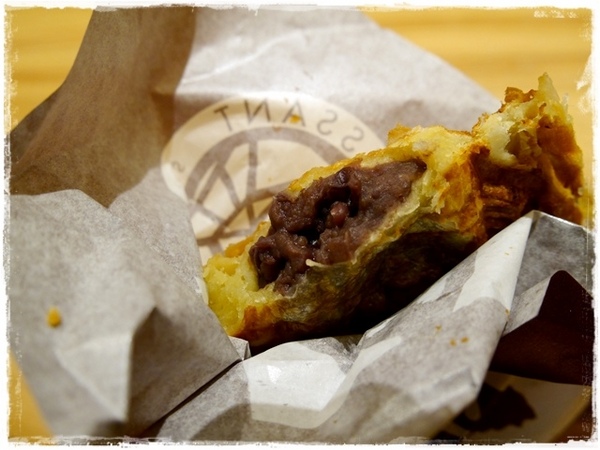 Croissant Taiyaki 可頌鯛魚燒：【台北◍•ᴗ•◍大安】美食・永康街Croissant Taiyaki 可頌鯛魚燒銀之餡食記｜日本人氣排隊可頌鯛魚燒クロワッサンたい焼銀のあん進軍台灣