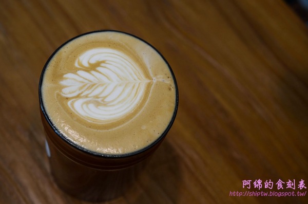 Papa's 帕帕司手創冰淇淋：桃園市中壢區 [papa's 帕帕司手創冰淇淋] 扺擋不了法式冰淇淋的誘惑