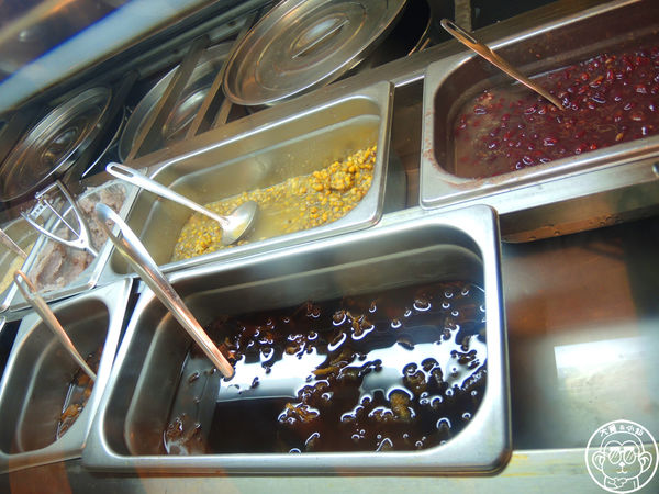 斯諾客雪花冰品:呷飽祙【新竹・斯諾客冰屋 Snow Eyes】怪物冰這裡也有