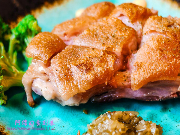 1945東西美饌：桃園市蘆竹區 [1945東西美饌] 港式肝腸燉雞好特別