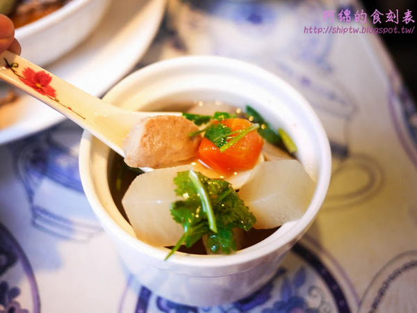 1945東西美饌：桃園市蘆竹區 [1945東西美饌] 港式肝腸燉雞好特別