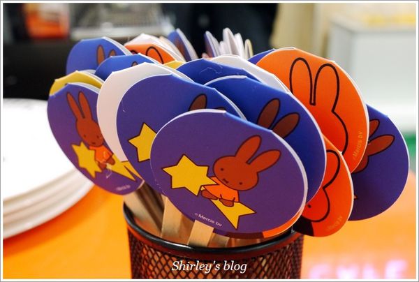 Miffy x 2% CAFE(中和環球百貨)：中和環球‧miffy x 2％ CAFE