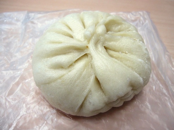 周家豆腐捲：光復市場特色美食 - 周家豆腐捲 : 豆腐菜肉包/招牌豆腐捲/韭菜盒