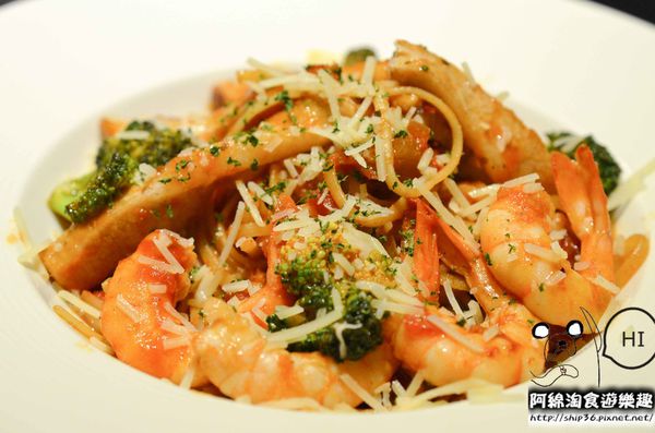 【台北義式】【北捷市政府站】Hack Bistro哈克廚房-烤薄餅美味指數破表．松菸美食/義大利麵/信義區