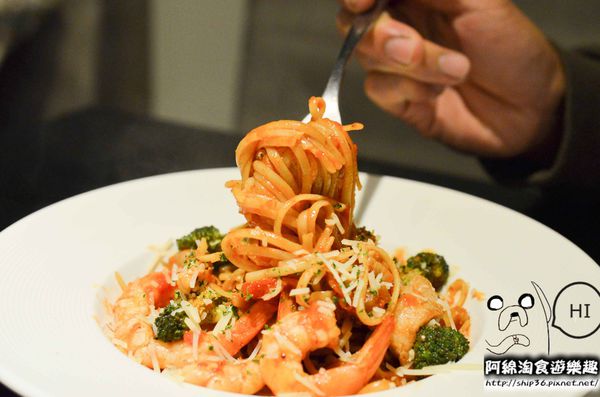 【台北義式】【北捷市政府站】Hack Bistro哈克廚房-烤薄餅美味指數破表．松菸美食/義大利麵/信義區