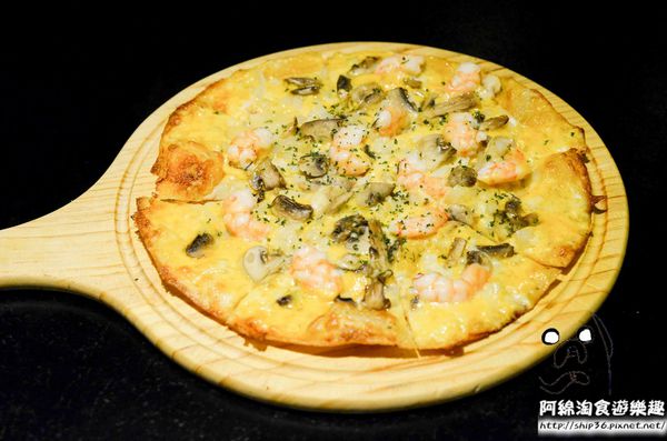 【台北義式】【北捷市政府站】Hack Bistro哈克廚房-烤薄餅美味指數破表．松菸美食/義大利麵/信義區【台北義式】【北捷市政府站】Hack Bistro哈克廚房-烤薄餅美味指數破表．松菸美食/義大利麵/信義區