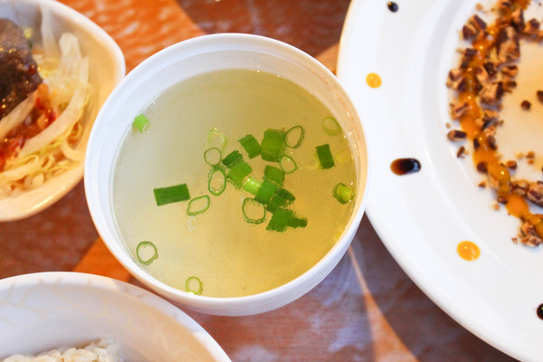 澳客食堂：多國美食都在高雄愛河澳客食堂~