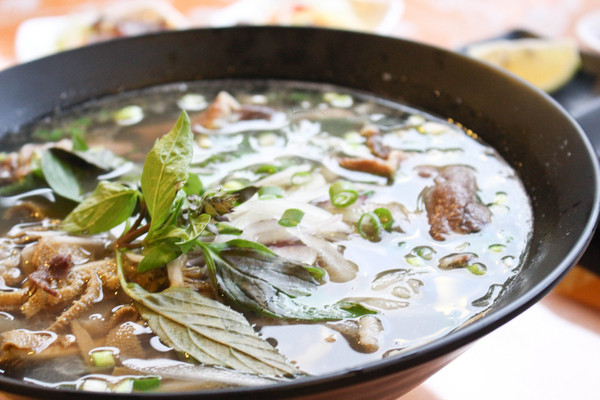 澳客食堂：多國美食都在高雄愛河澳客食堂~