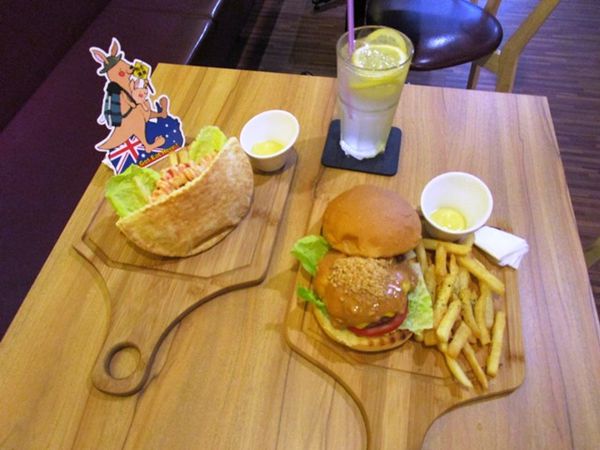 2016-6-23飛去澳洲 040.JPG