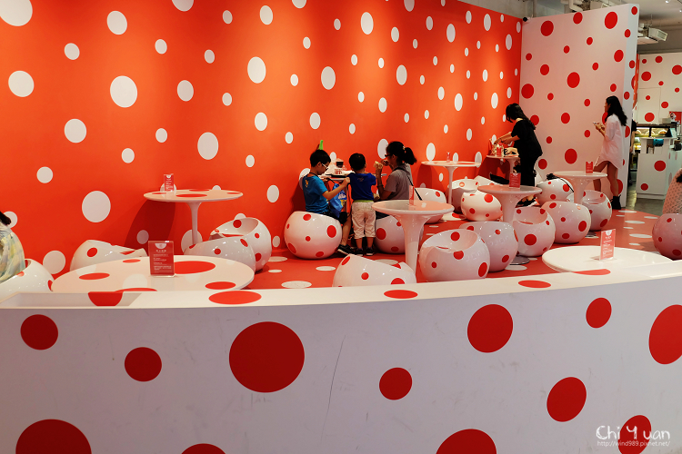 草間彌生咖啡館09.jpg