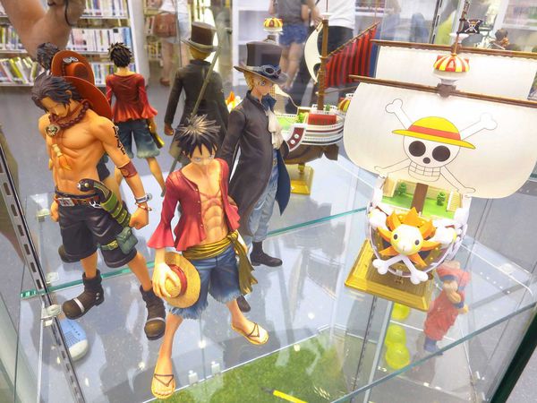 【新北市板橋圖書館】新北市立圖書館-24小時通宵夜貓子好去處-亞東醫院捷運站3號出口-地址貴興路愛買正對面