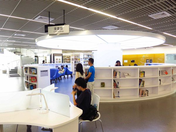 【新北市板橋圖書館】新北市立圖書館-24小時通宵夜貓子好去處-亞東醫院捷運站3號出口-地址貴興路愛買正對面