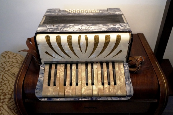 勿忘我咖啡小館:德國骨董風 - 勿忘我咖啡小館 - 不會忘記的好味道~