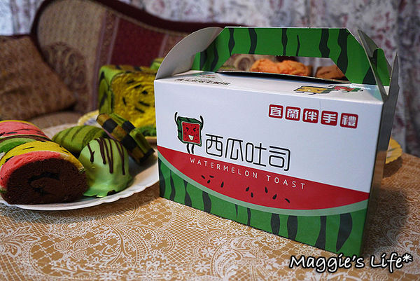 幾米烘焙手創坊:宜蘭礁溪美食【幾米烘焙手創坊】哇!西瓜家族大集合◆創意新產品~童趣巧克力蛋糕西瓜吐司、草莓蛋糕彩虹吐司、西瓜禮盒
