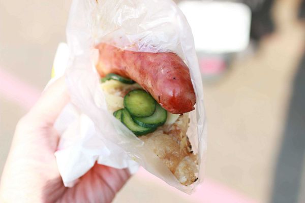 【林口】大樹下大腸包小腸-肥滋滋的香腸