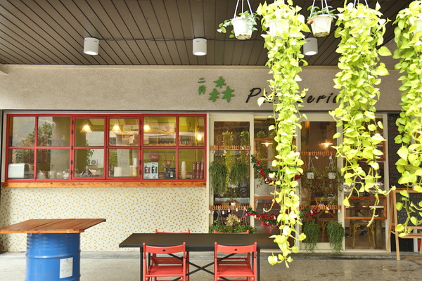 二月 • 森 烘焙工作室-forêt de février pâtisserie：[台中]巷弄內的人氣甜點店 二月 • 森 烘焙工作室-forêt de février pâtisserie