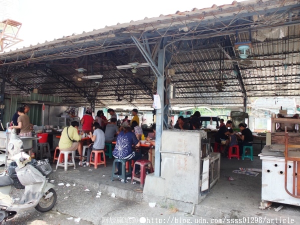 阿滿麵店:【美食特搜。屏東市】阿滿麵店。六塊厝眷村必吃美食 獨家隱藏好吃的麵攤