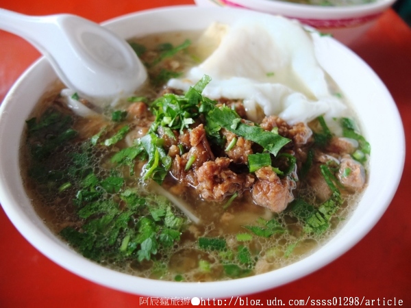 阿滿麵店:【美食特搜。屏東市】阿滿麵店。六塊厝眷村必吃美食 獨家隱藏好吃的麵攤