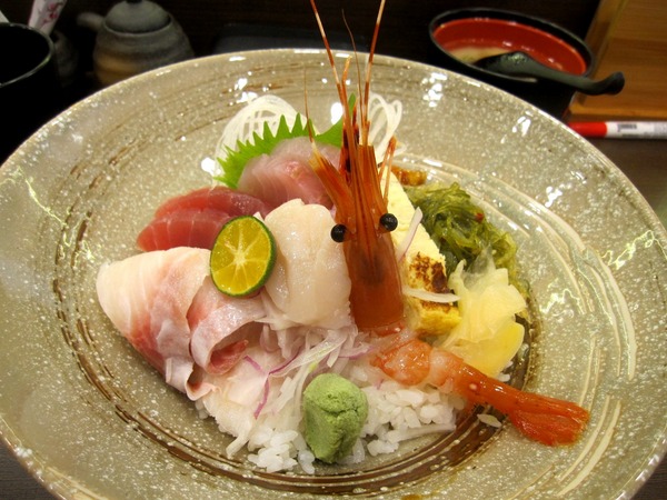 築2和風料理：光復市場 日式生魚丼飯 - 築2和風料理