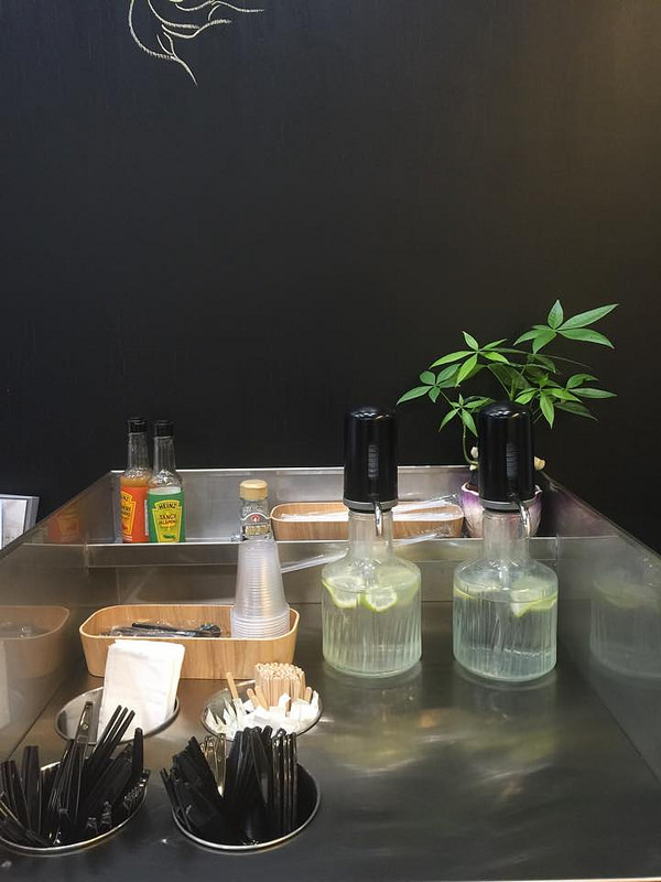 11269892_1627563217458728_1012043065_n