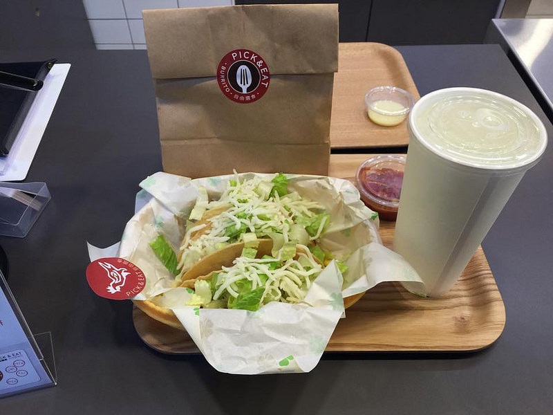 11126363_1627563864125330_1530303717_n