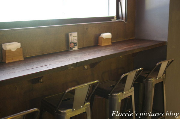 門司燒咖哩：台北大安區美食(國父紀念館捷運站)~門司燒咖哩(門司燒きカレー)~咖哩好吃 又能用販賣機點餐，超特別的店家！