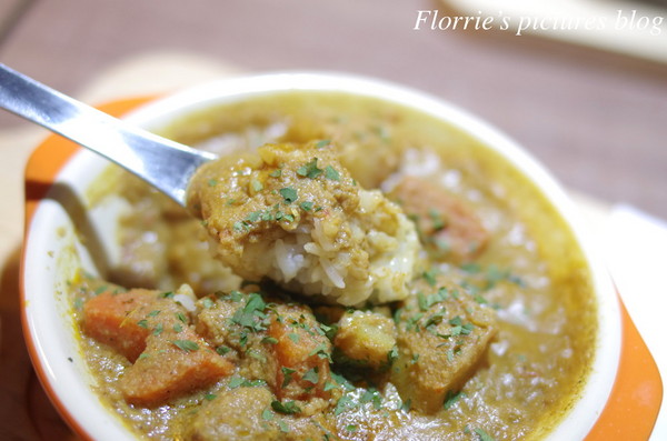 門司燒咖哩：台北大安區美食(國父紀念館捷運站)~門司燒咖哩(門司燒きカレー)~咖哩好吃 又能用販賣機點餐，超特別的店家！