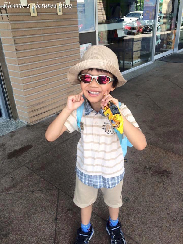 門司燒咖哩：台北大安區美食(國父紀念館捷運站)~門司燒咖哩(門司燒きカレー)~咖哩好吃 又能用販賣機點餐，超特別的店家！