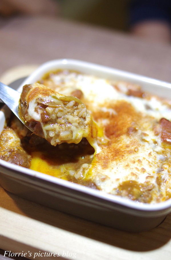 門司燒咖哩：台北大安區美食(國父紀念館捷運站)~門司燒咖哩(門司燒きカレー)~咖哩好吃 又能用販賣機點餐，超特別的店家！