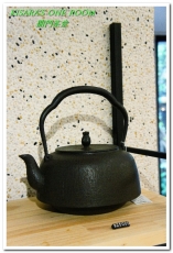 開門茶堂：民生社區伴手禮．天光綠意下輕鬆品味台灣茶的故事──開門茶堂