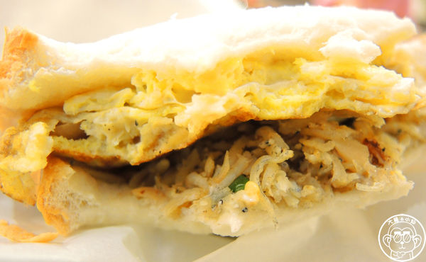 扶旺號鐵板燒土司(復興店):呷飽祙【台北大安・扶旺號 鐵板土司 紅茶牛乳】創意台菜風土司