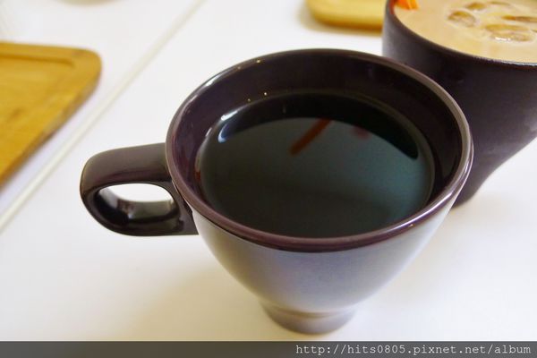 朵喵喵廚房:體驗-淡水早午餐首選-朵喵喵親子餐廳.內含有決明子沙坑喔!!!