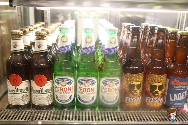 Burger Fix(原：1Bite2Go)：【食記】台北東區 Burger Fix 美式漢堡專賣店 限定10款特色漢堡 環遊美國 國賓A-cut牛肉手打漢堡肉