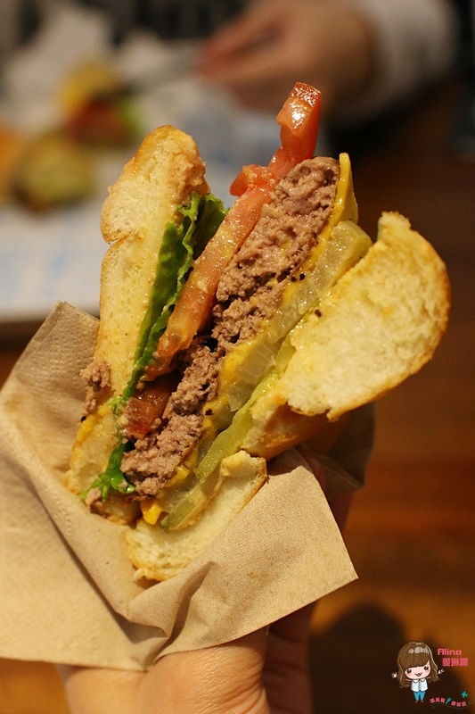 Burger Fix(原：1Bite2Go)：【食記】台北東區 Burger Fix 美式漢堡專賣店 限定10款特色漢堡 環遊美國 國賓A-cut牛肉手打漢堡肉