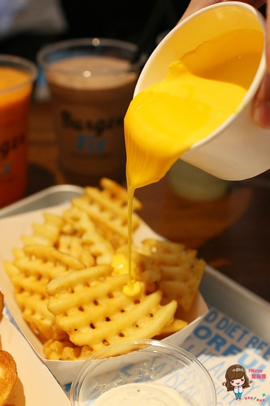 Burger Fix(原：1Bite2Go)：【食記】台北東區 Burger Fix 美式漢堡專賣店 限定10款特色漢堡 環遊美國 國賓A-cut牛肉手打漢堡肉