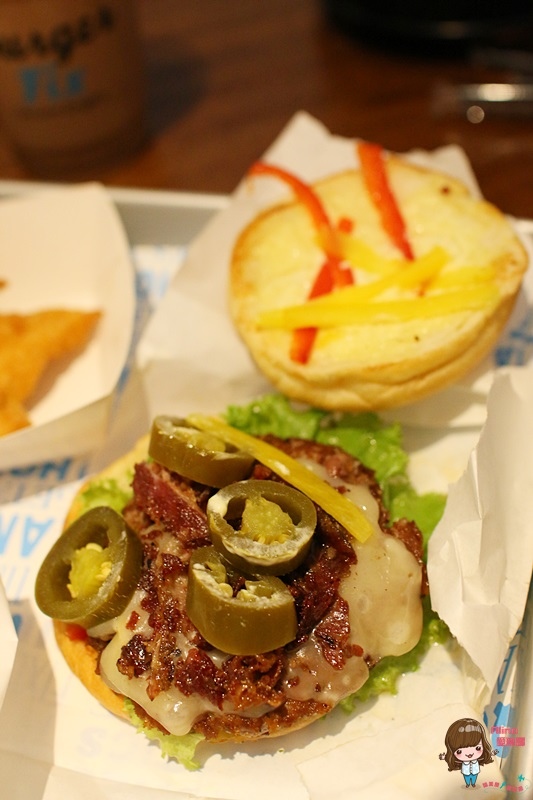 Burger Fix(原：1Bite2Go)：【食記】台北東區 Burger Fix 美式漢堡專賣店 限定10款特色漢堡 環遊美國 國賓A-cut牛肉手打漢堡肉