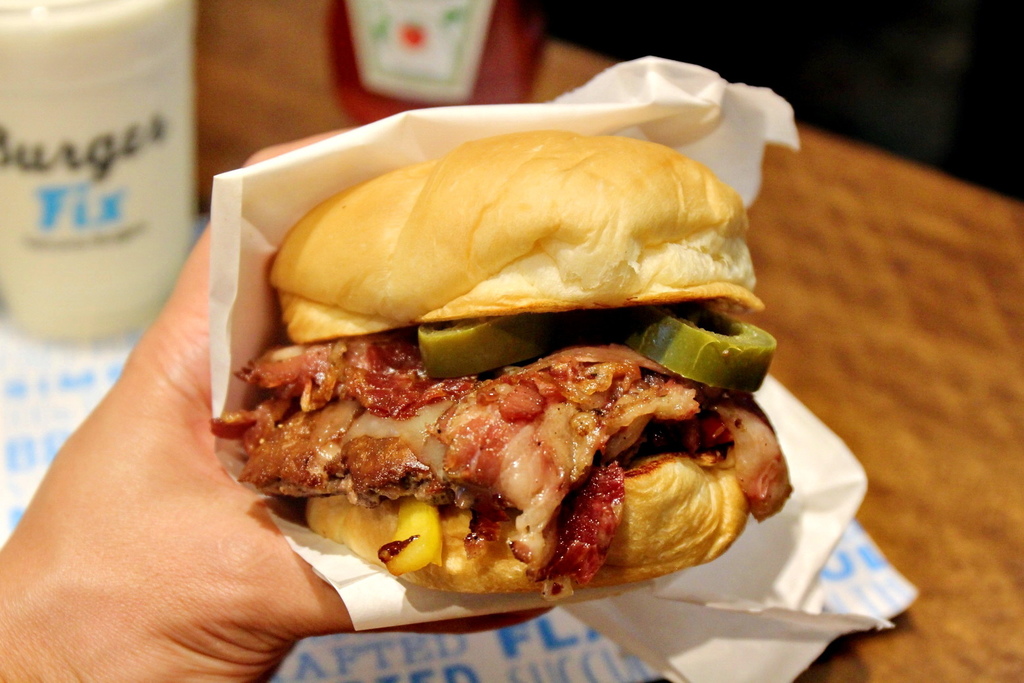 國賓飯店,美式漢堡專門店,Burger Fix,CheeseBurger Across America,美式大漢堡,