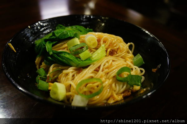 【板橋特色餐廳】水雲濮人文食堂 江子翠站麵食茶館