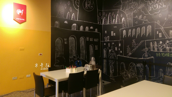 紅頂穀創穀物文創樂園 穀倉咖啡：【觀光工廠﹡高雄】觀光工廠之旅．驚奇好吃又好玩．紅頂穀創穀物文創樂園 穀倉咖啡