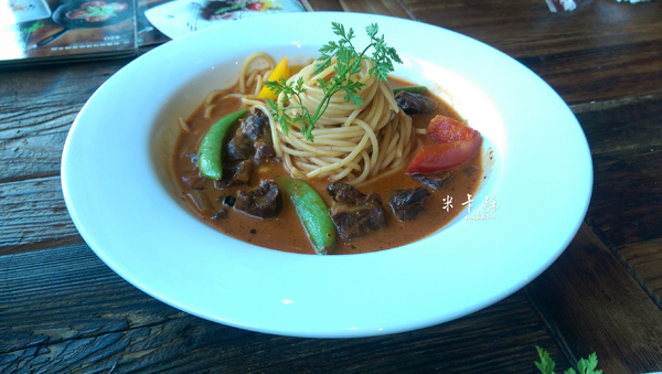 紅頂穀創穀物文創樂園 穀倉咖啡：【觀光工廠﹡高雄】觀光工廠之旅．驚奇好吃又好玩．紅頂穀創穀物文創樂園 穀倉咖啡