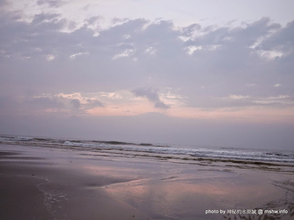 假日之森：【景點】苗栗假日之森白砂海岸@竹南濱海休憩區 : 沒有比基尼辣妹的白沙灘與防風林, 可以悠閒放鬆一整天…