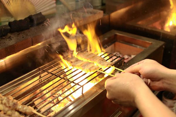 【台北】串前屋-份量大,像在家裡吃燒烤般的居酒屋-中山國小捷運站