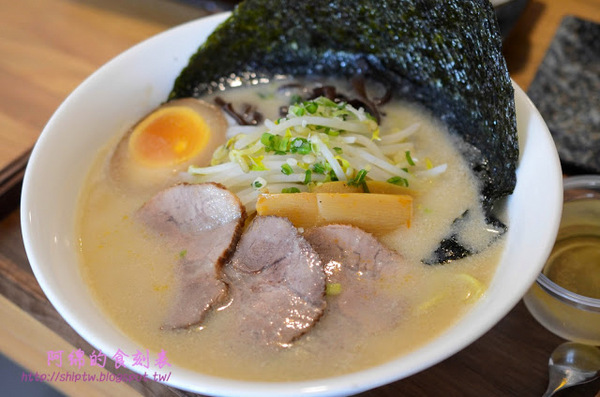 倉麵屋ラーメン(桃園)：桃園市中壢區 [倉麵屋ラーメン - 中壢店] 一碗讓人感動的拉麵