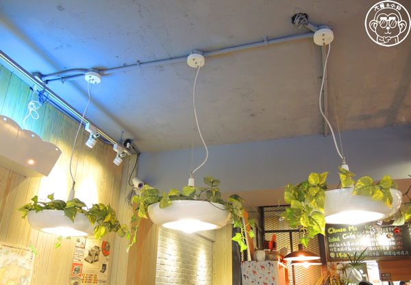 初米咖啡 Choose me Cafe&Meals(錦州店):呷飽祙【台北中山・初米咖啡 Choose Me Cafe&Meals】卡通造型蛋糕好萌呦