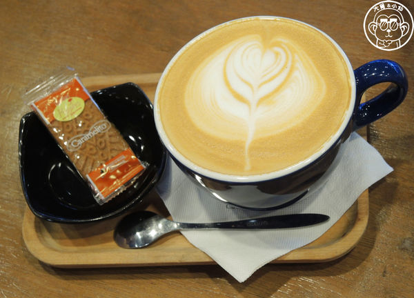 初米咖啡 Choose me Cafe&Meals(錦州店):呷飽祙【台北中山・初米咖啡 Choose Me Cafe&Meals】卡通造型蛋糕好萌呦